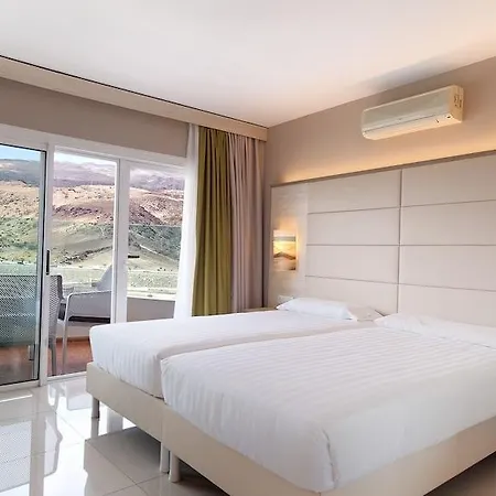 Bull Escorial & 3*