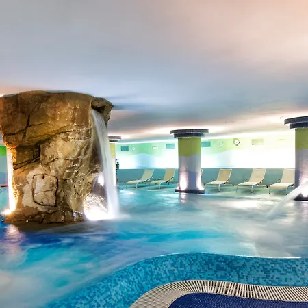 Bull Escorial&spa 3*