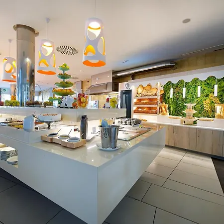 Bull Escorial & מלון פלאייה דל אינגלז