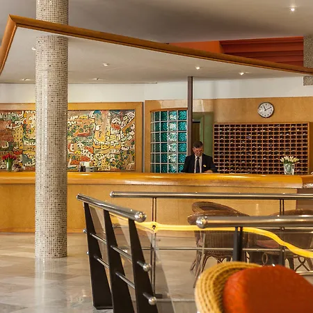 Bull Escorial&spa Hotel 3*