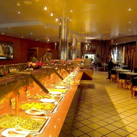 Bull Escorial & 3*